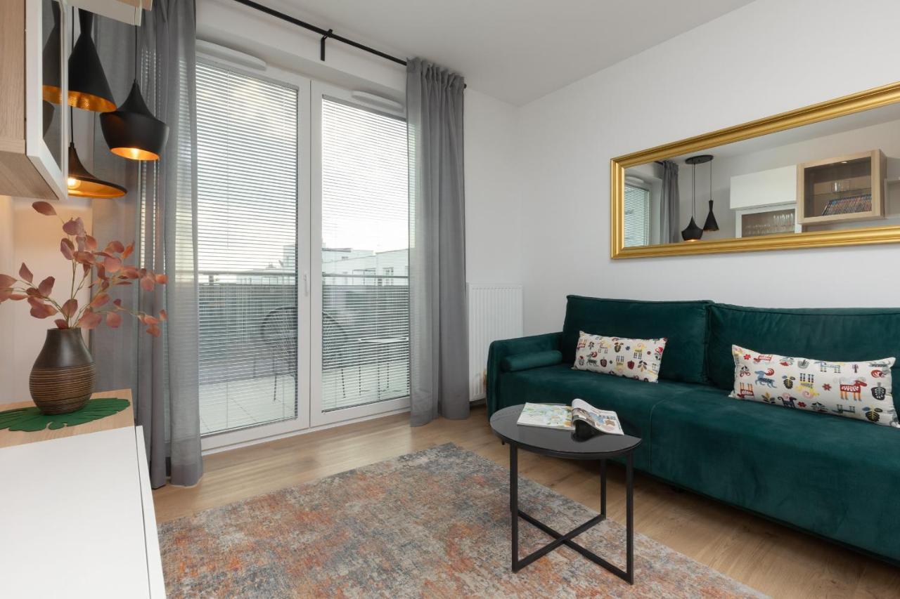 Apartament Trendy With 2 Bedrooms, Balcony & Parking By Renters *